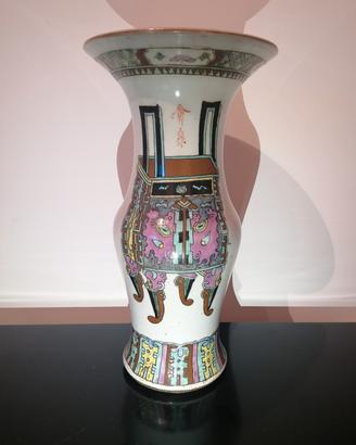 Antico vaso cinese