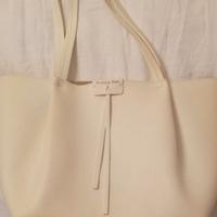 Borsa firmata