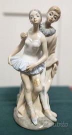 Statuetta in porcellana pregiata Lladro Nao