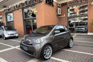 Toyota iQ 1.3 CVT Executive 98cv - UNICA per CONDI
