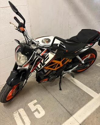 Ktm duke 390