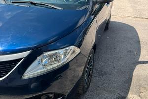 Lancia ypslon eco chic unico proprietario