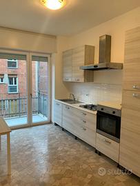 Stanza centro storico Mascarella