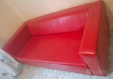 divano rosso