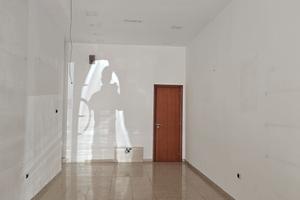 locale commerciale Bari  murat 