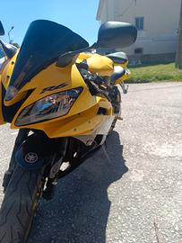 Yamaha yzf r6 LIMITED EDITION 