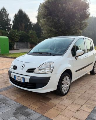 Renault Modus Grand 1.5 dCi 75CV Wave