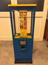 Distributore di palline da 1€