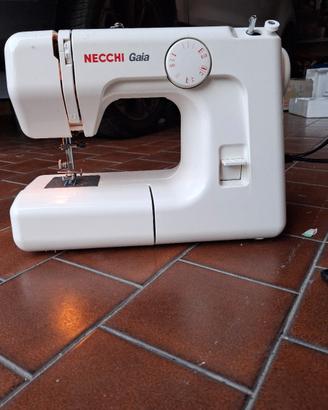 Macchina da cucire Necchi "GAIA"