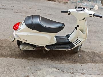 Piaggio Vespa 50 S - 2009