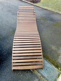 lettino in legno interamente chiudibile 