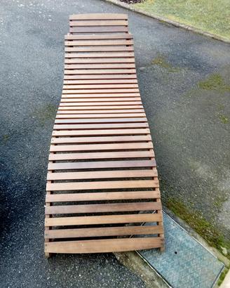 lettino in legno interamente chiudibile 