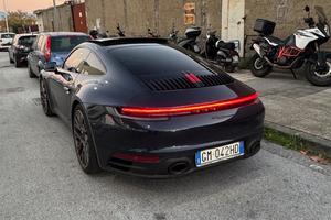 Porsche 911 carrera 992 2021