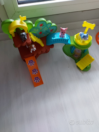 Gioco set parco giochi canino con personaggi