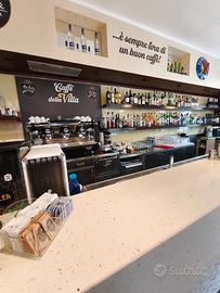 BAR eccellente fronte ospedale di Sampierdarena