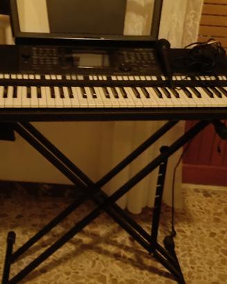Pianola Yamaha