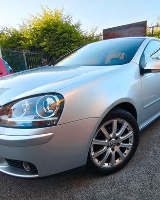 Golf V 1.9 TDI 105cv 6M – Tutti lavori fatti