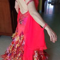 Vestito danze standard di colore rosso 