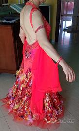 Vestito danze standard di colore rosso 