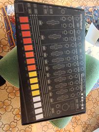roland tr 8