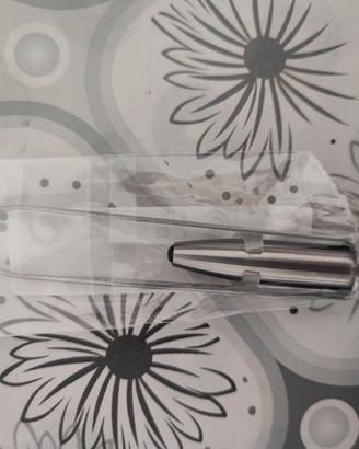 pinzetta con luce led nuova. 