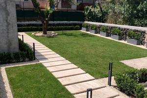 S.Gregorio centro semindip. 2vani giardino garage