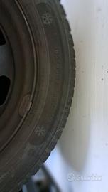 gomme invernali complete di cerchi