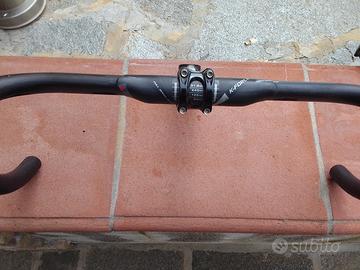 Manubrio Fsa K- force carbonio + pipa Most