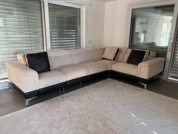 Divano Altoni 5 posti con chaise longue elettrica