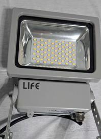 4 faretti led 30w da esterno