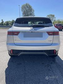 Jaguar Epace grigio metallizato