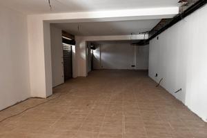 Locale commerciale Piazza Albino Pierro