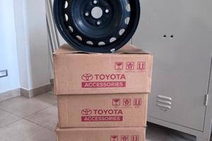 4 Cerchi in ferro  Toyota Yaris 15” NUOVI