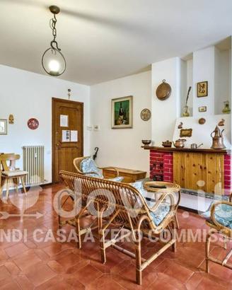 Appartamento di 99 m² con 4 locali e box auto a Mo