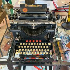 Macchina da scrivere Remington