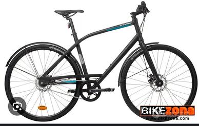 Bicicletta computer con cambio nel mozzo e freni a