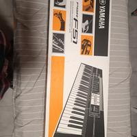 Tastiera Yamaha PSR-F51