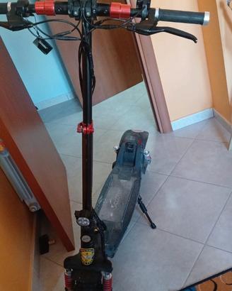 Monopattino iscooter ix6