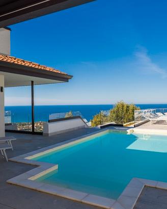 Villa di lusso con piscina a Cefalù