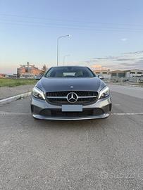 Mercedes classe a w176 180d sport restyling