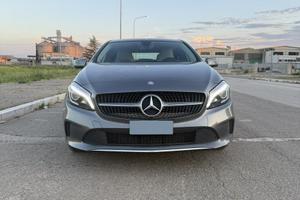 Mercedes classe a w176 180d sport restyling
