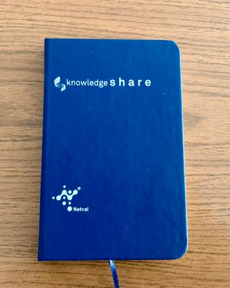 Agenda quaderno blu Knowledge share nuova