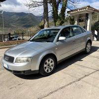 Audi A4 1.9 TDI 130 cv Berlina