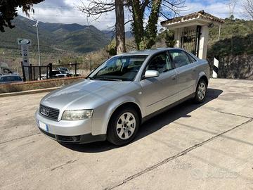 Audi A4 1.9 TDI 130 cv Berlina