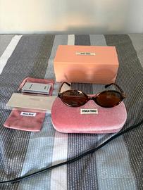occhiali miu miu da sole