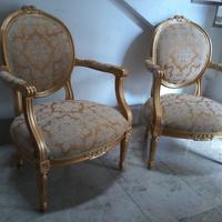 Due Antiche Poltrone dorate
