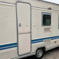 Roulotte Adria 5800 euro leggere