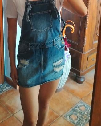 salopette jeans denim con minigonna