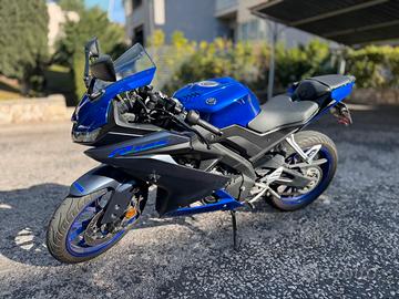 Yamaha YZF-R 125 del 2023 km 11200