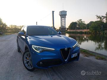 Stelvio Blu Misano Q4 210 CV Motore Nuovo Perfetta